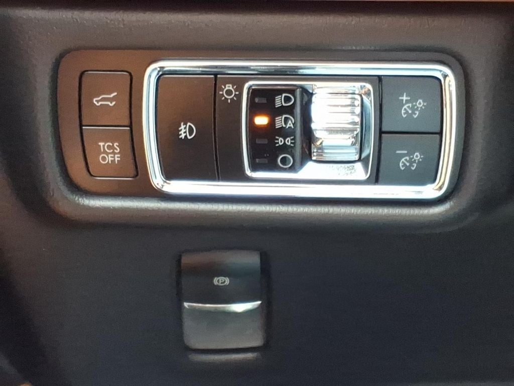 2023 Lincoln Nautilus Black Label