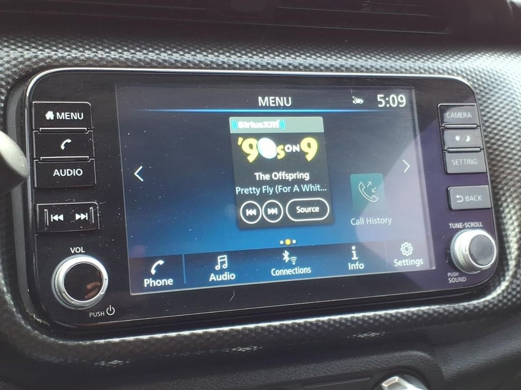 2024 Nissan Kicks SV