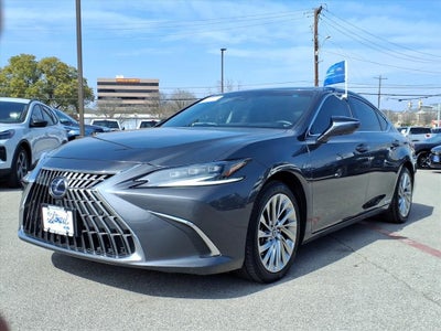 2022 Lexus ES 300h Ultra Luxury
