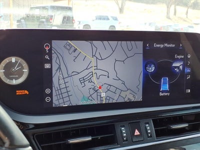 2022 Lexus ES 300h Ultra Luxury