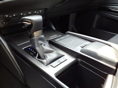 2022 Lexus ES 300h Ultra Luxury