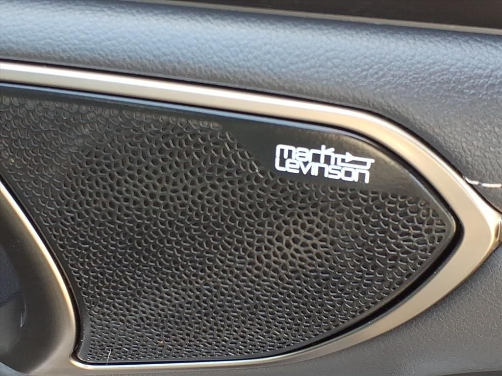 2022 Lexus ES 300h Ultra Luxury