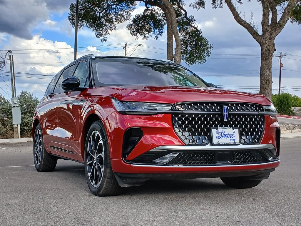 2025 Lincoln Nautilus