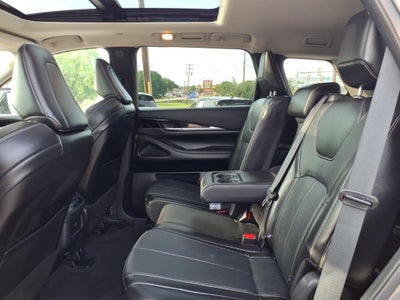 2025 INFINITI QX60 PURE