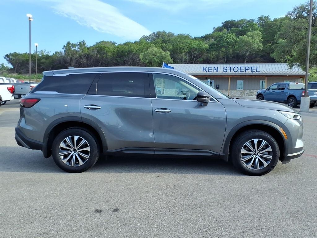 2025 INFINITI QX60 PURE
