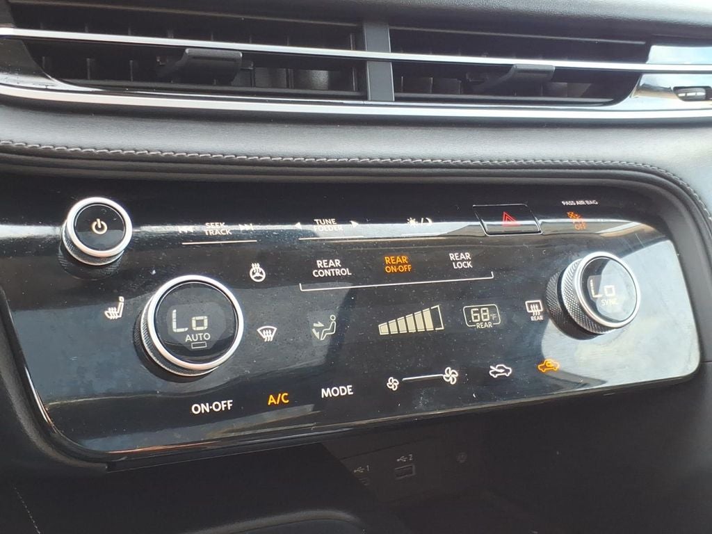 2025 INFINITI QX60 PURE