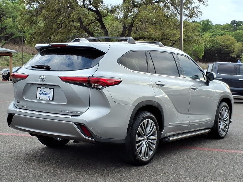 2021 Toyota Highlander Platinum