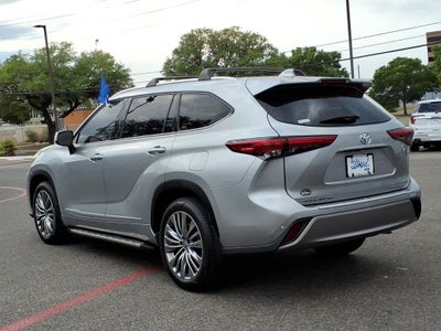 2021 Toyota Highlander Platinum