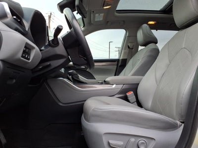 2021 Toyota Highlander Platinum