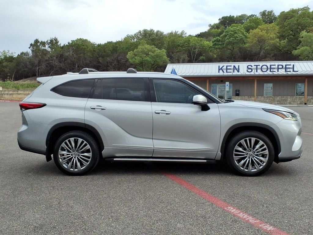 2021 Toyota Highlander Platinum