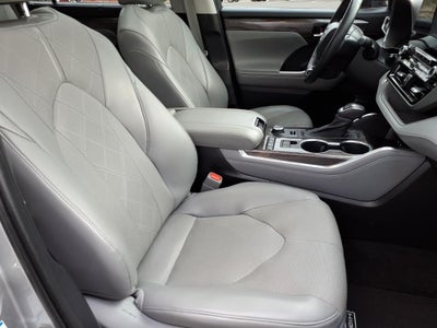 2021 Toyota Highlander Platinum