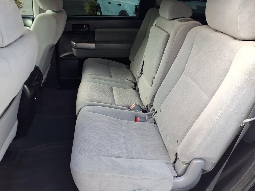 2020 Toyota Sequoia SR5 5.7L