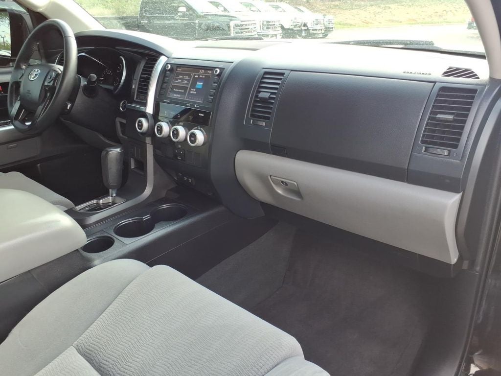 2020 Toyota Sequoia SR5 5.7L
