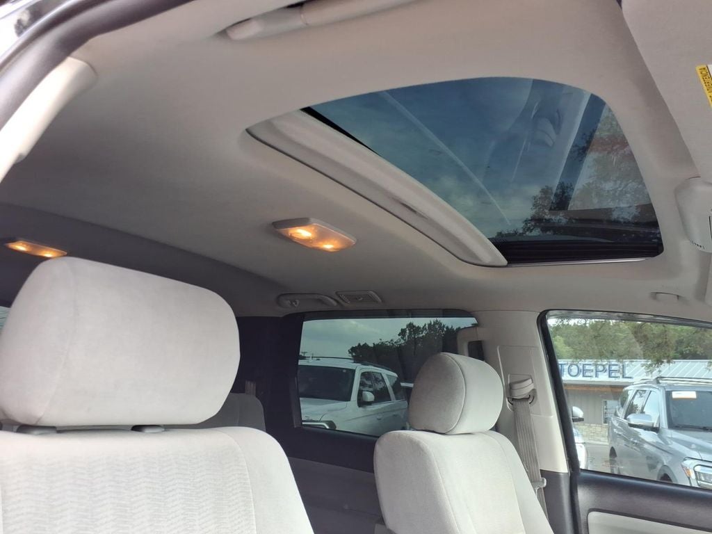 2020 Toyota Sequoia SR5 5.7L