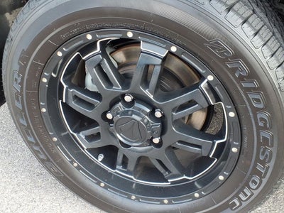 2020 Toyota Sequoia SR5 5.7L