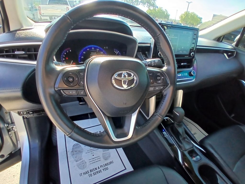 2022 Toyota Corolla Cross XLE