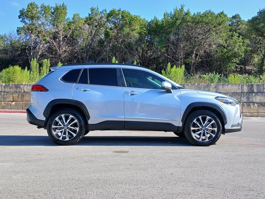 2022 Toyota Corolla Cross XLE