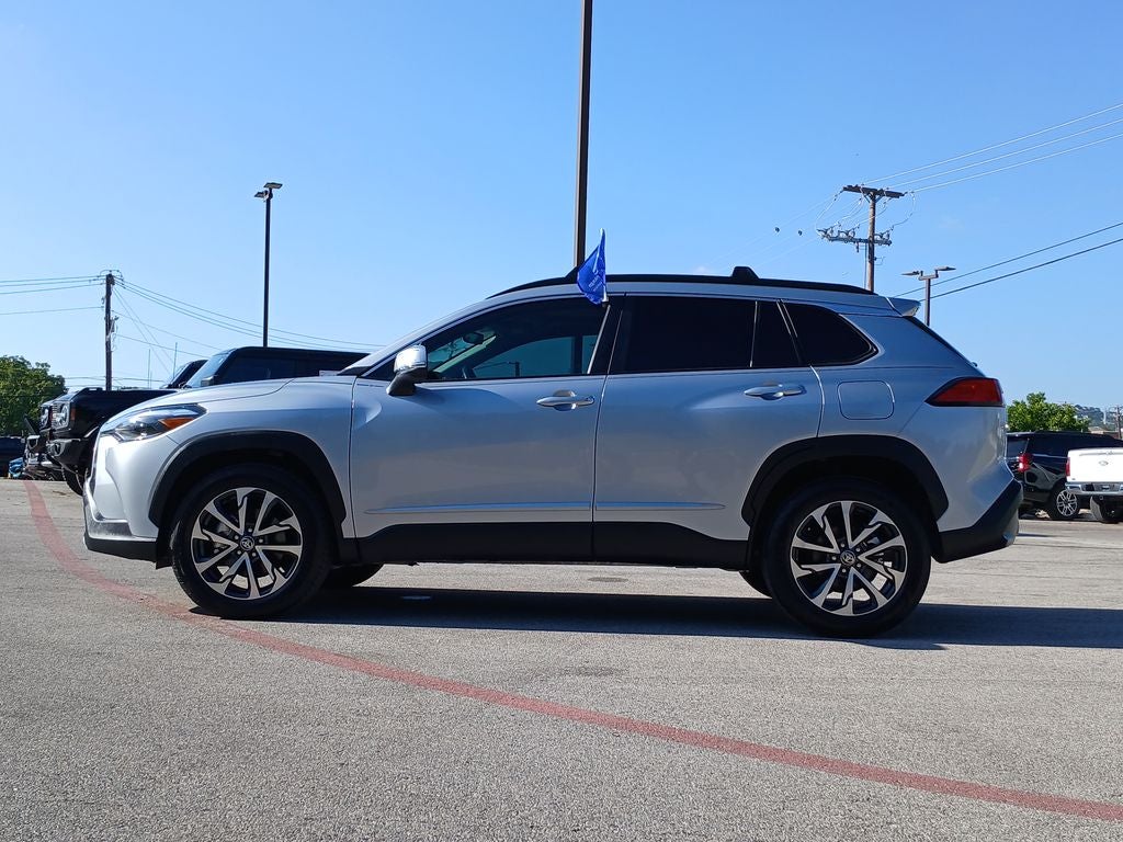 2022 Toyota Corolla Cross XLE