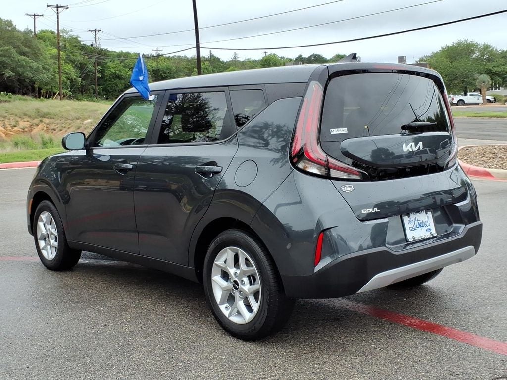 2025 Kia Soul LX