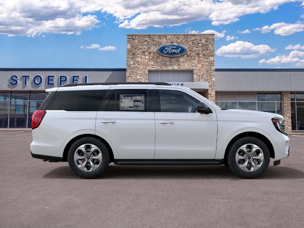 2027 Ford Expedition Active
