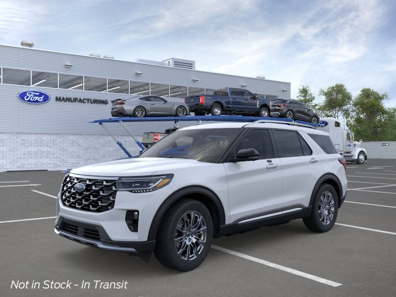 2026 Ford Explorer Platinum's photo