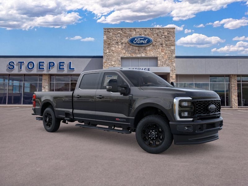 2026 Ford Super Duty F-350® Lariat®