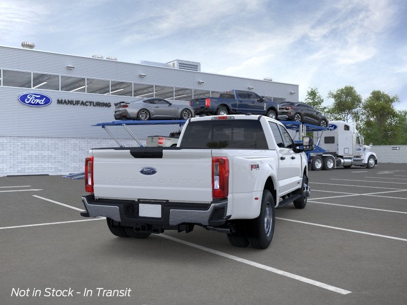 2026 Ford Super Duty F-350® XLT